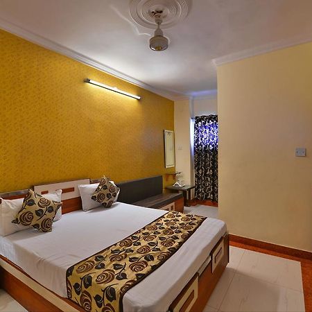 Hotel New Mg Residency Amritsar Exterior foto