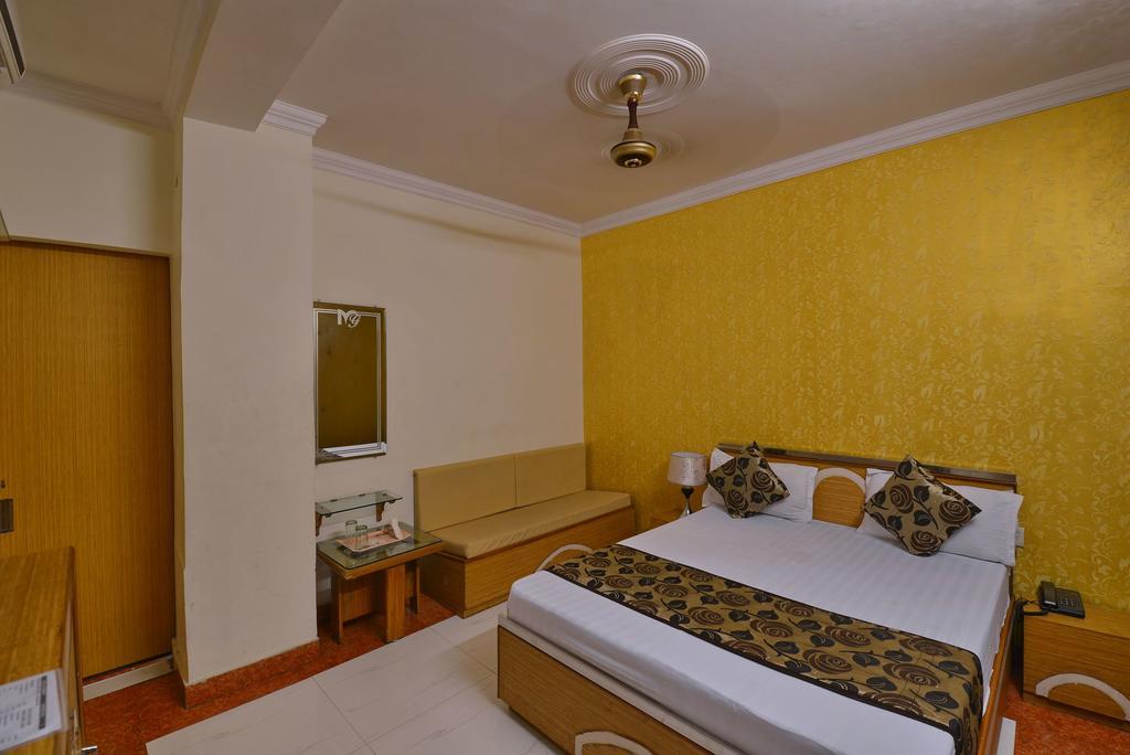 Hotel New Mg Residency Amritsar Exterior foto